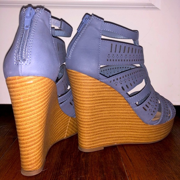 Jasmine wedges - Picture 2 of 2